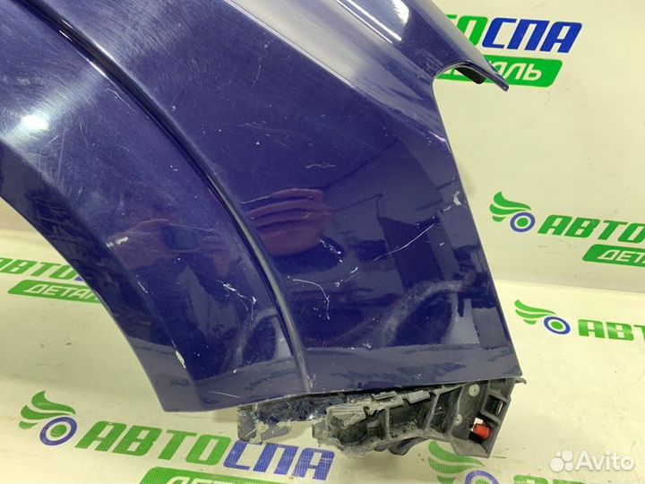 Крыло переднее правое Opel Zafira B бензин A16XER