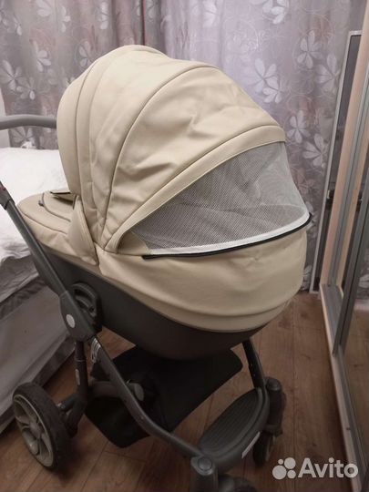 Коляска Roan Bass Экокожа 2 в 1