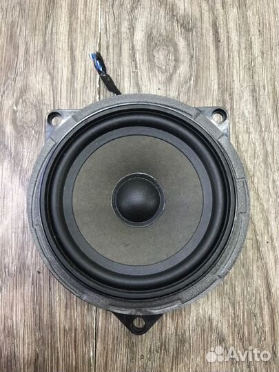 Динамик передний правый Bmw 1 Series хетчбэк-5ти