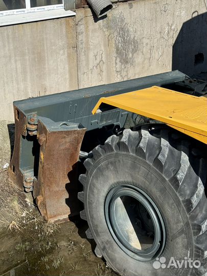 Трактор Кировец К-702, 2005