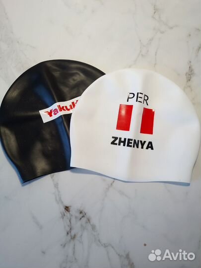 Шапочки для плавания силиконовые белая и черная