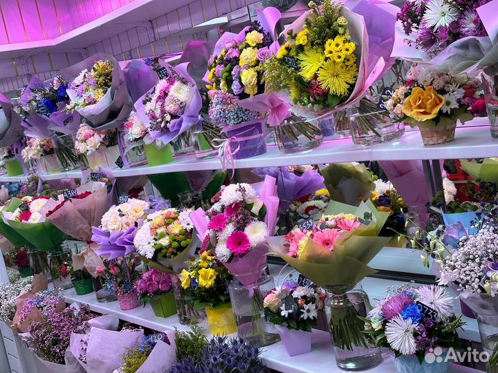 Действующий цветочный магазин