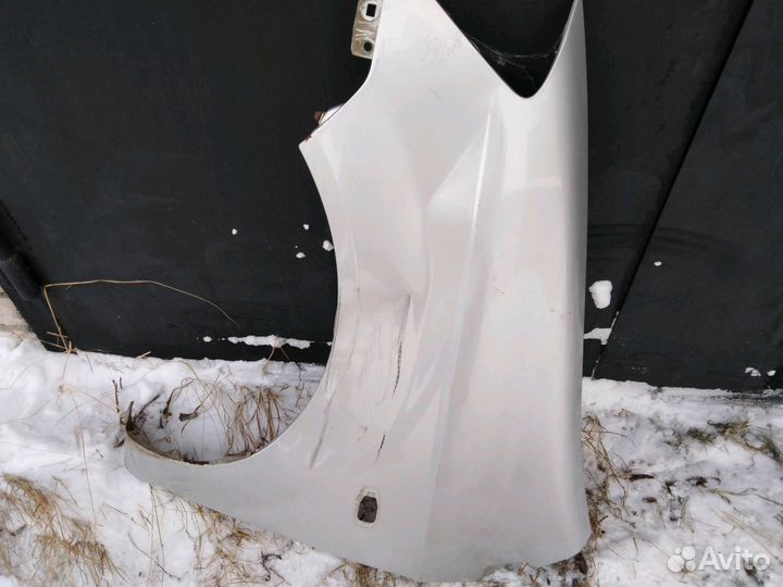 Продам крыло хундай гетц