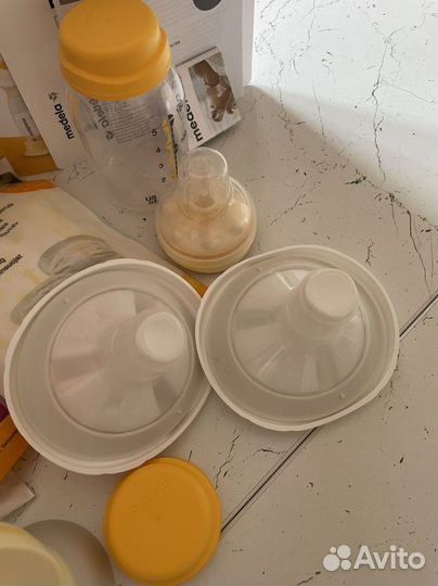 Молокоотсос medela swing электрический