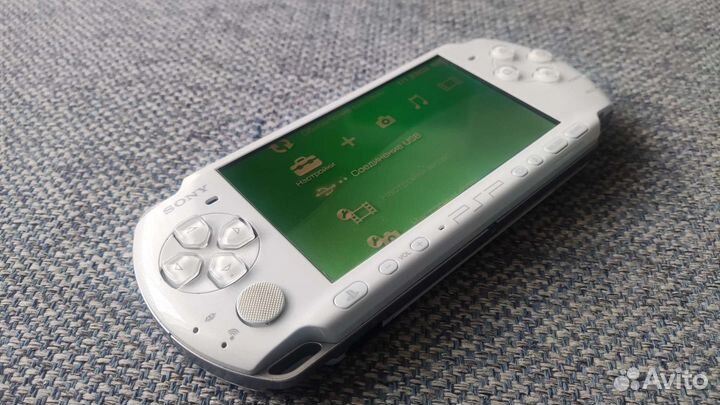 PSP 3005 Purple White, прошитая, много игр