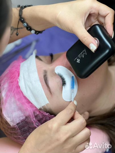 Наращивание ресниц модель