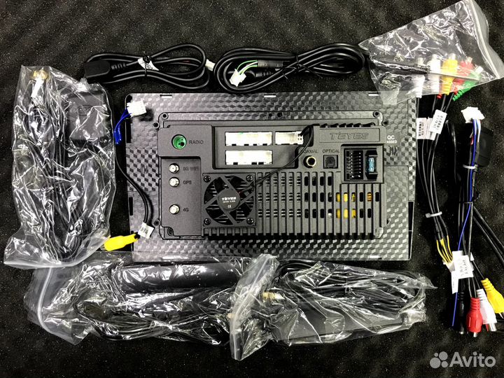 Автомагнитола Teyes CC3 со слотом под sim-карту