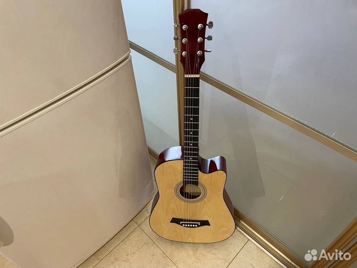 Акустическая гитара