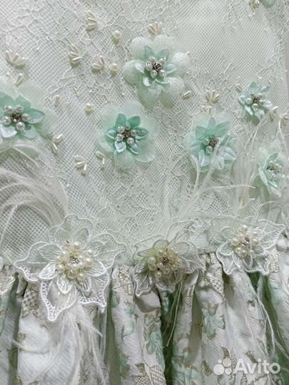 Платье праздничное. Размер 110