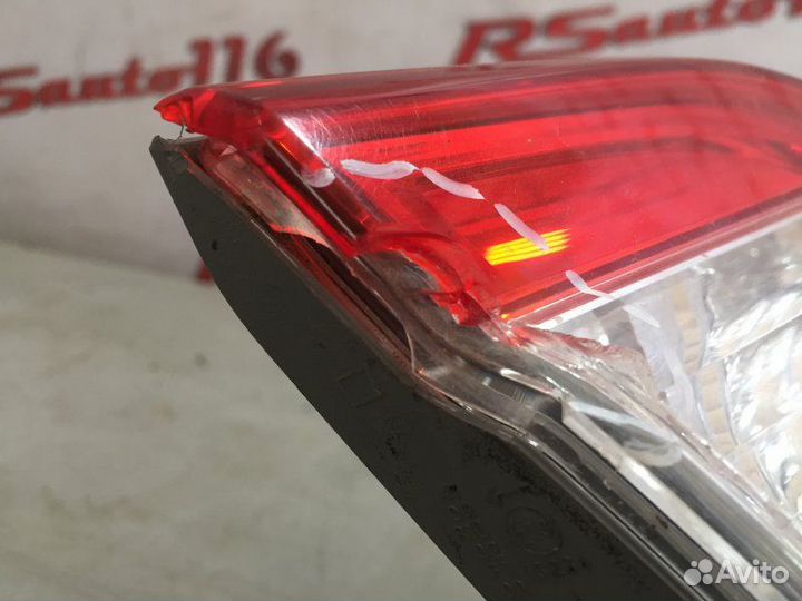 Фонарь внутренний задний левый Toyota Camry XV50