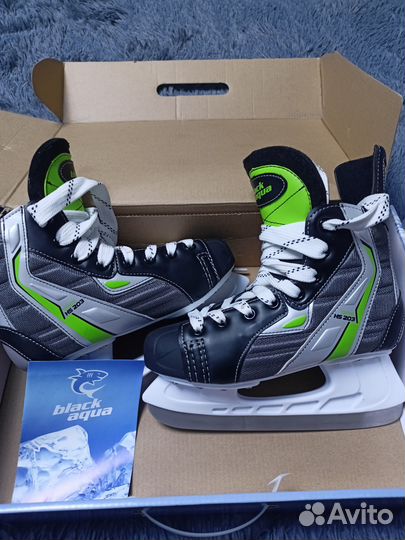 Коньки хоккейные