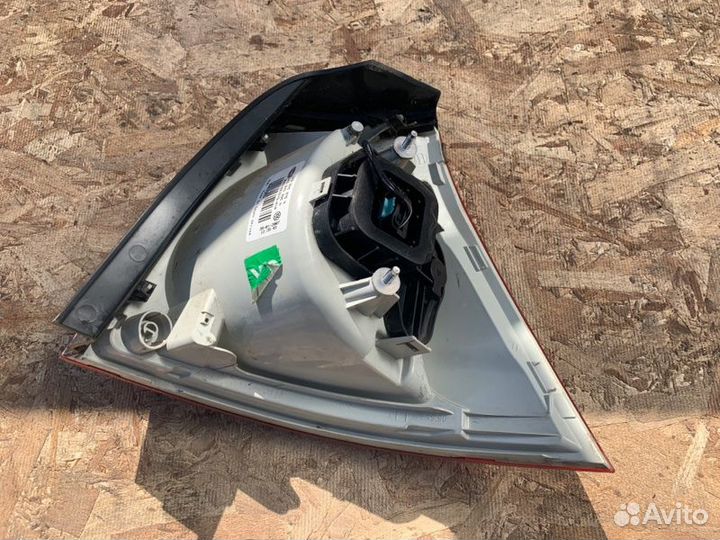 Фонарь задний левый Volkswagen Golf 5 2003-2009