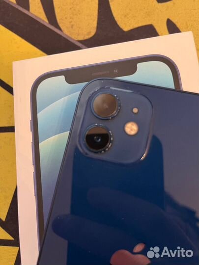 iPhone 12, 64 ГБ