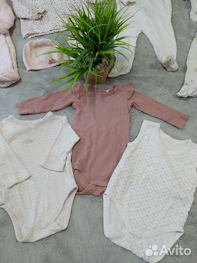 Вещи пакетом на девочку 3-9 месяцев