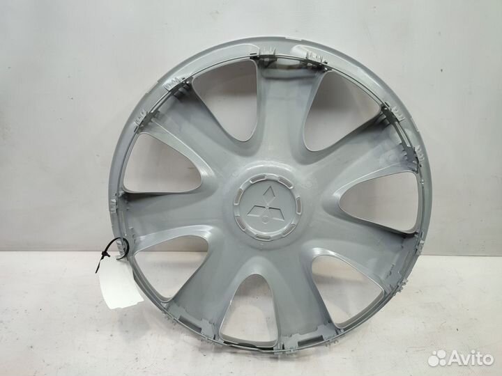 Колпак колеса Mitsubishi Outlander 3 GF 2012