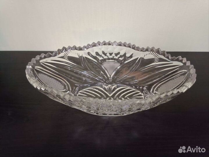 Хрустальная ваза для фруктов