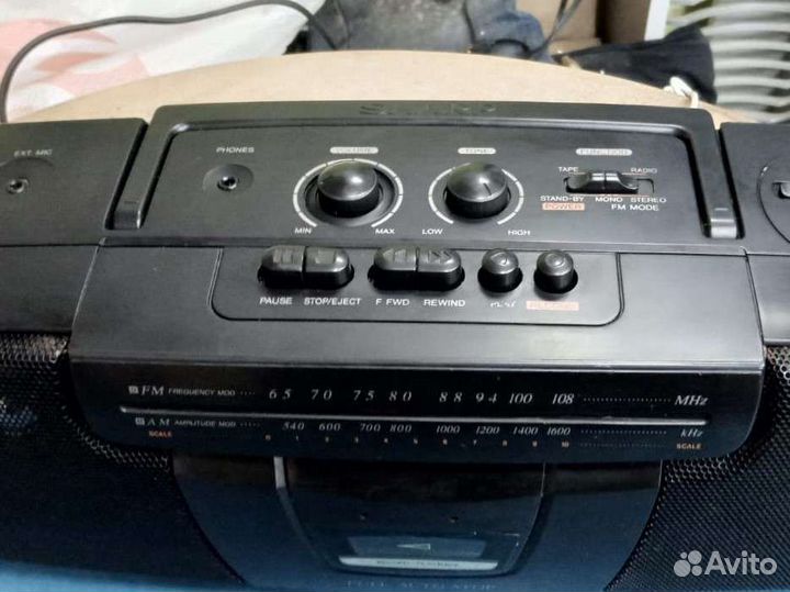 Магнитола кассетная Sharp