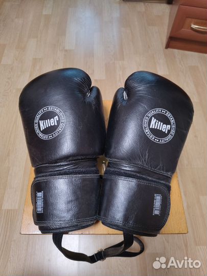 Боксерские перчатки
