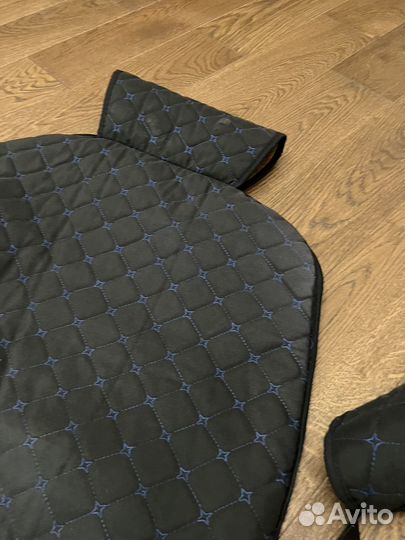 Чехлы на сиденья авто