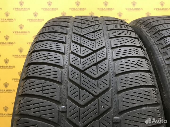 Pirelli Scorpion Winter RFT 255/50 R19 107V