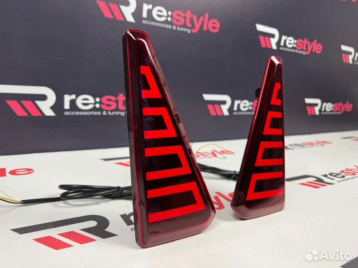 Катафоты Toyota Noah 80 Led S2236