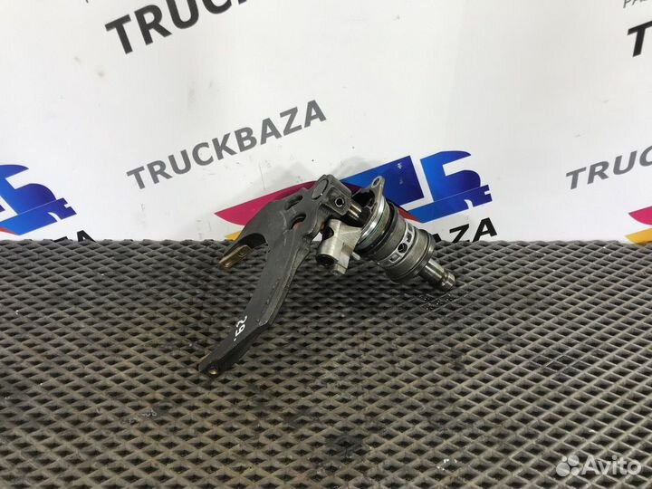 21678733 Вилка переключения передач