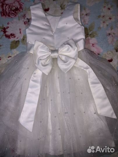 Платье праздничное