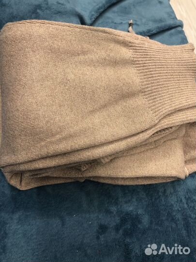 Костюм трикотаный шерстяной