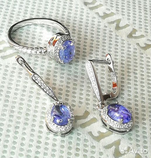 Серьги, кольцо разм.18,0 серебро танзанит С342