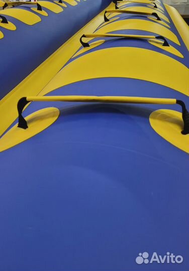 Водный дубль банан кит