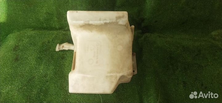 Бачок омывателя Мерседес Аксор