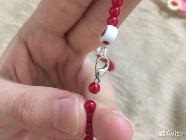 Красная нить