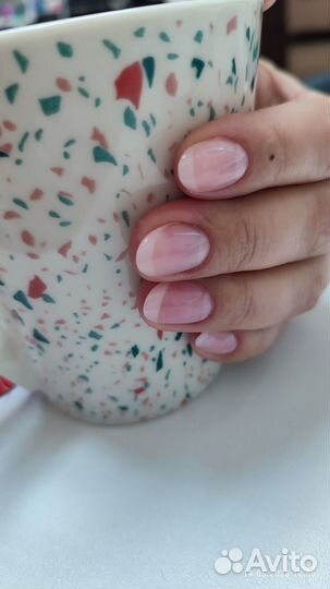 Маникюр и педикюр