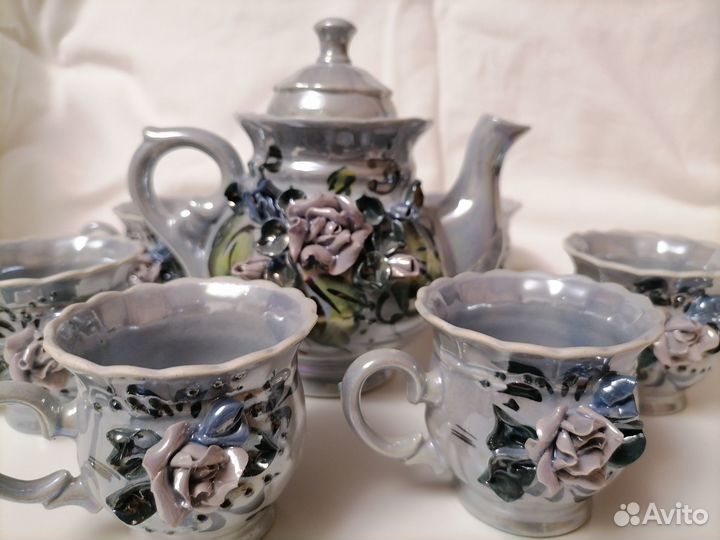 Чайный сервиз с лепниной