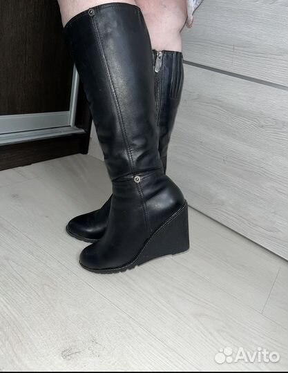 Зимние женские сапоги 38