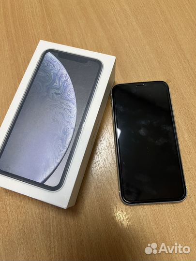 iPhone Xr, 64 ГБ