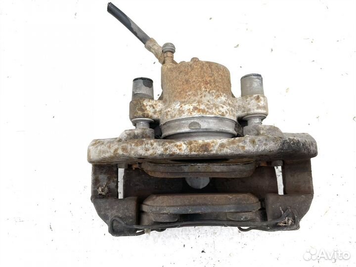 Суппорт тормозной левый Ford Focus 2