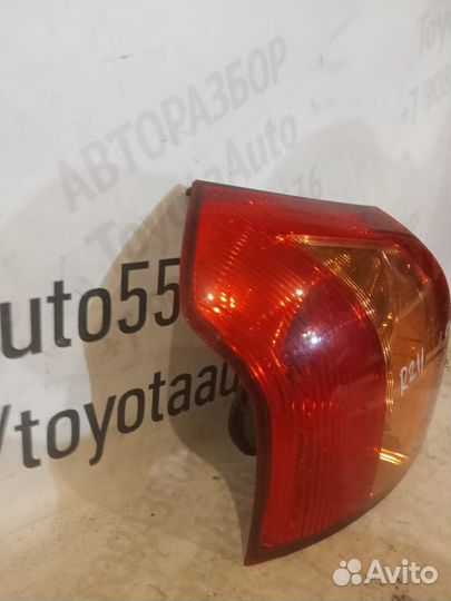Фонарь правый Тойота Королла Е120 хэтчбек рестайл