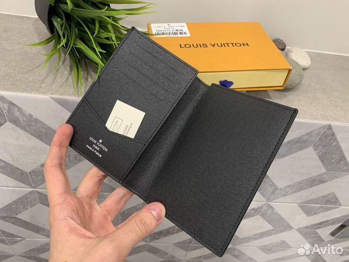 Обложка на паспорт Louis Vuitton