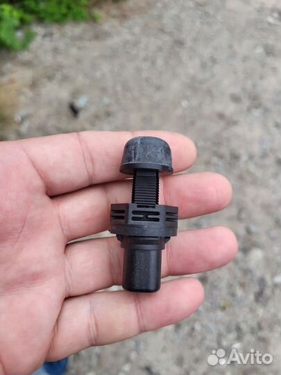 Отбойник крышки багажника 6Q6827499C VAG