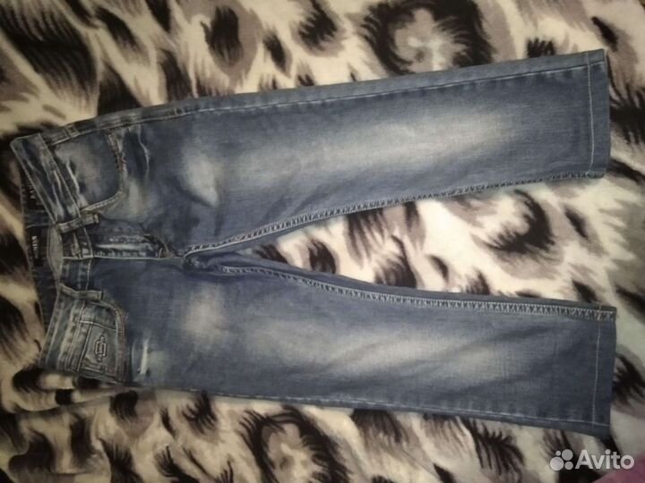 Джинсы