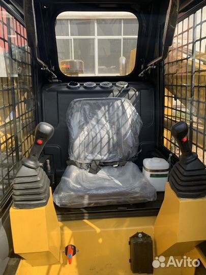 Мини-погрузчик Horse XD900, 2023