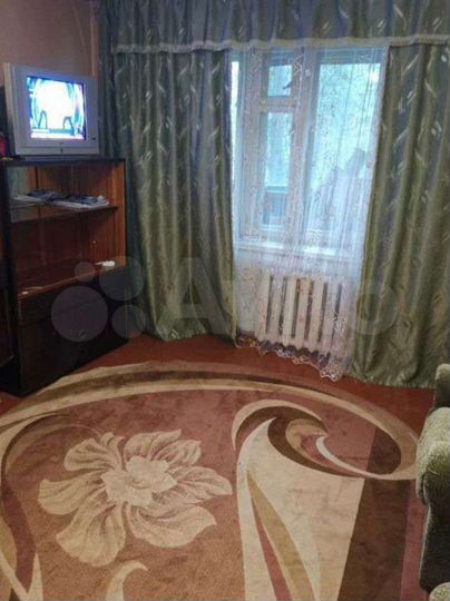 Доля в 2-к. квартире, 46,3 м², 1/5 эт.