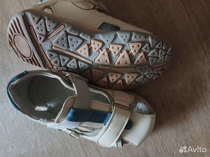 Сандалии