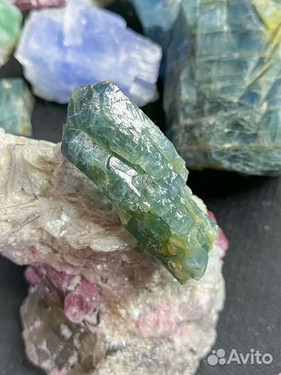 Байкальский апатит кристалл