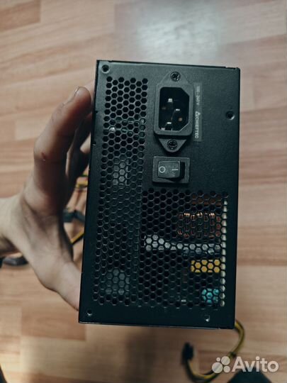 Блок питания Thermaltake 700w bbs-700s 80-Gold
