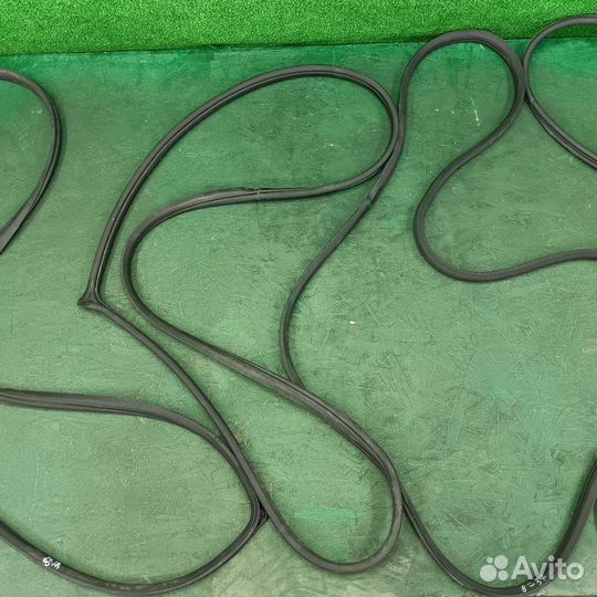 Уплотнитель дверного проема SsangYong Actyon 2 SUV