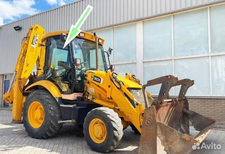 Стекло дверное правое JCB 3cx / 4cx / 5cx