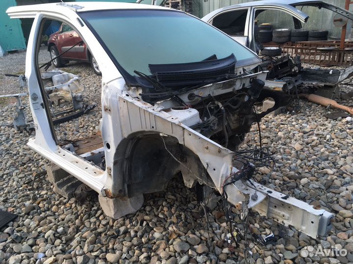 Toyota corolla 120 правая часть кузова стойка бато