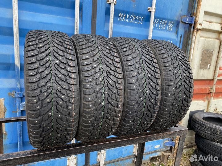 Nokian Tyres Hakkapeliitta 9 225/50 R18 92B